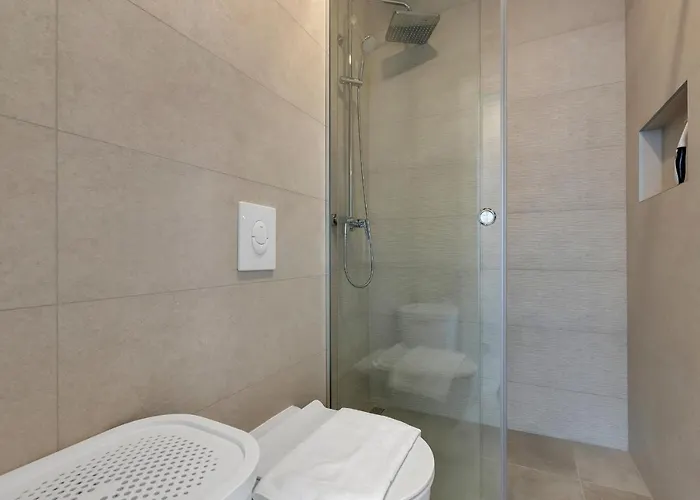 Luxury Adriasun Free Parking דירה *