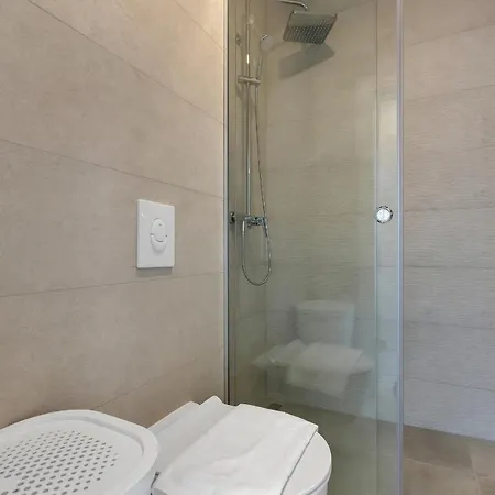 Luxury Adriasun Free Parking דירה *